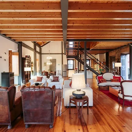 Sleeps 6 With Pool And Wifi Alfeizerao