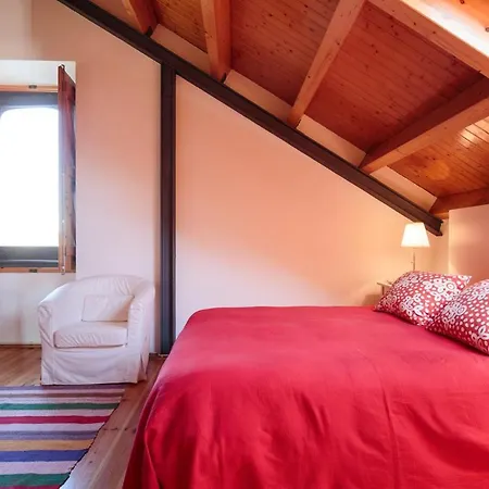 Sleeps 6 With Pool And Wifi *